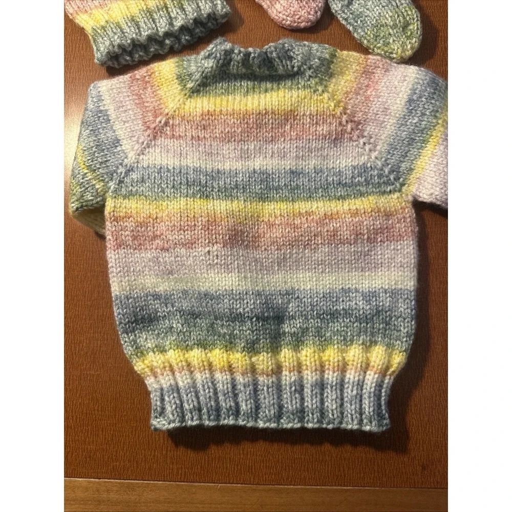 Warm hand-knitted baby set including cardigan, beanie hat and booties, Size 3 Mo